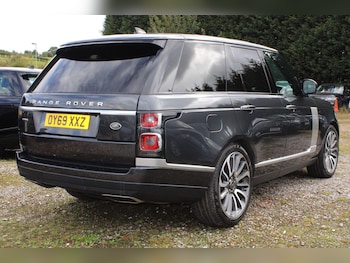 Used Land Rover Range Rover 2019 for sale - 76990085: Photo