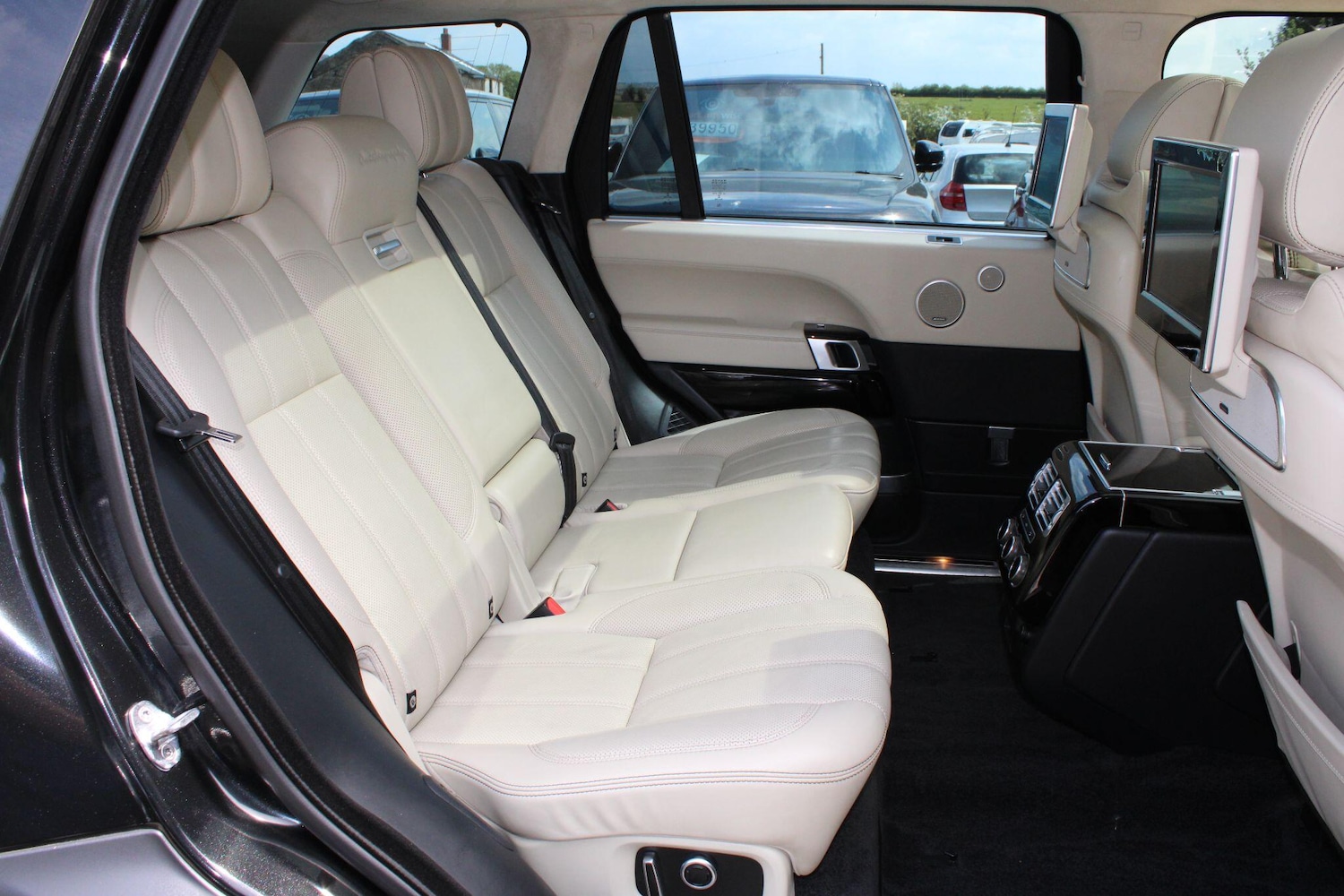 Used Land Rover Range Rover 2015 for sale - 76714399: Photo 10