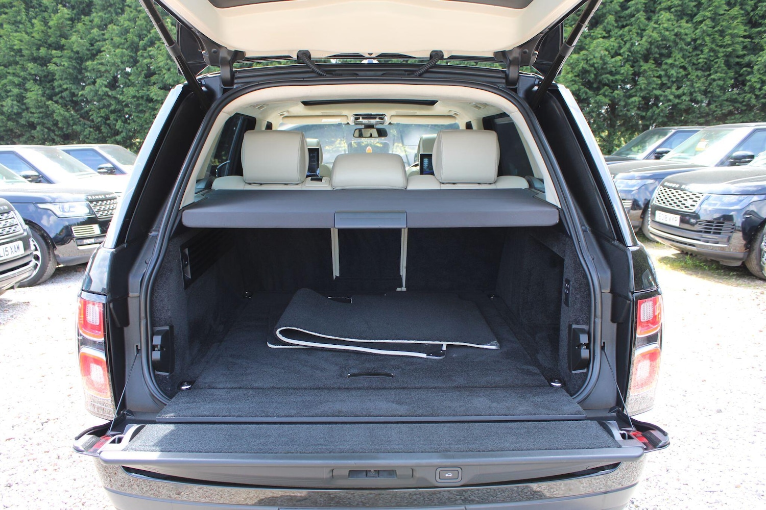 Used Land Rover Range Rover 2015 for sale - 76714399: Photo 17