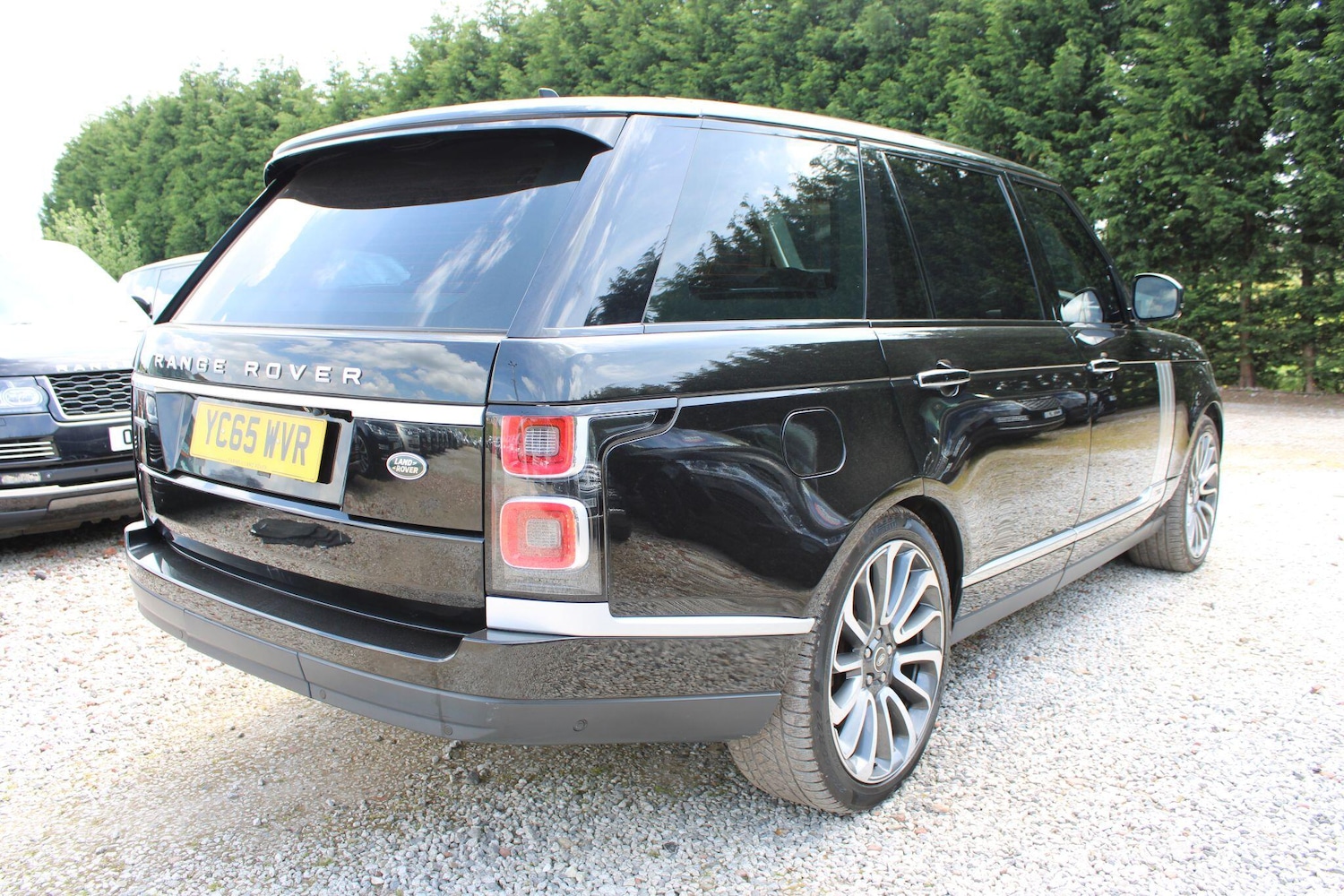 Used Land Rover Range Rover 2015 for sale - 76714399: Photo 2