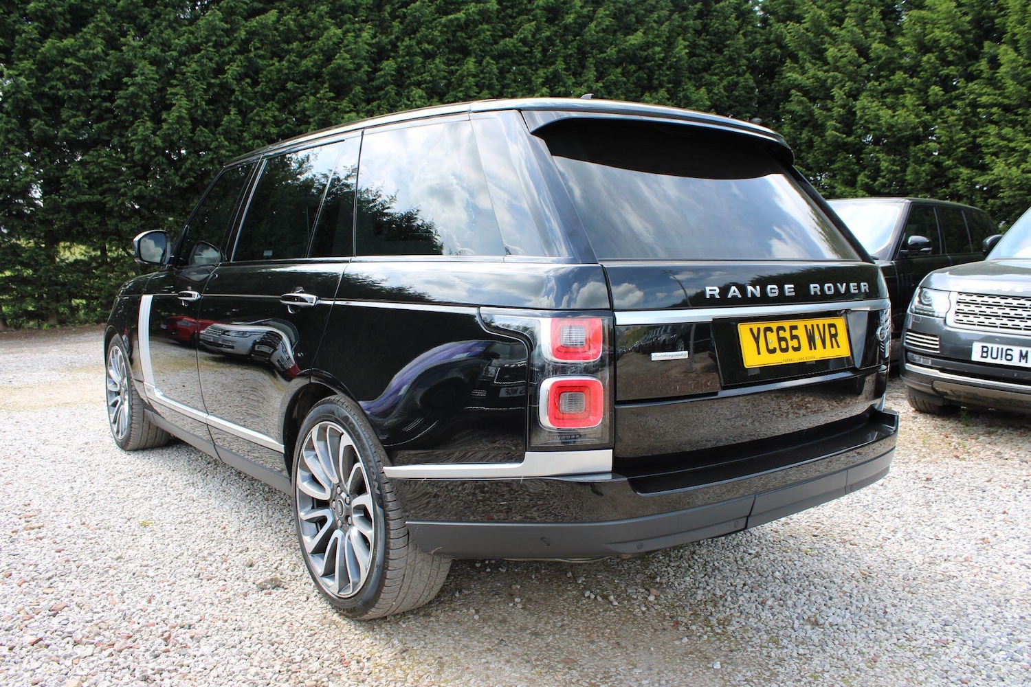 Used Land Rover Range Rover 2015 for sale - 76714399: Photo 3