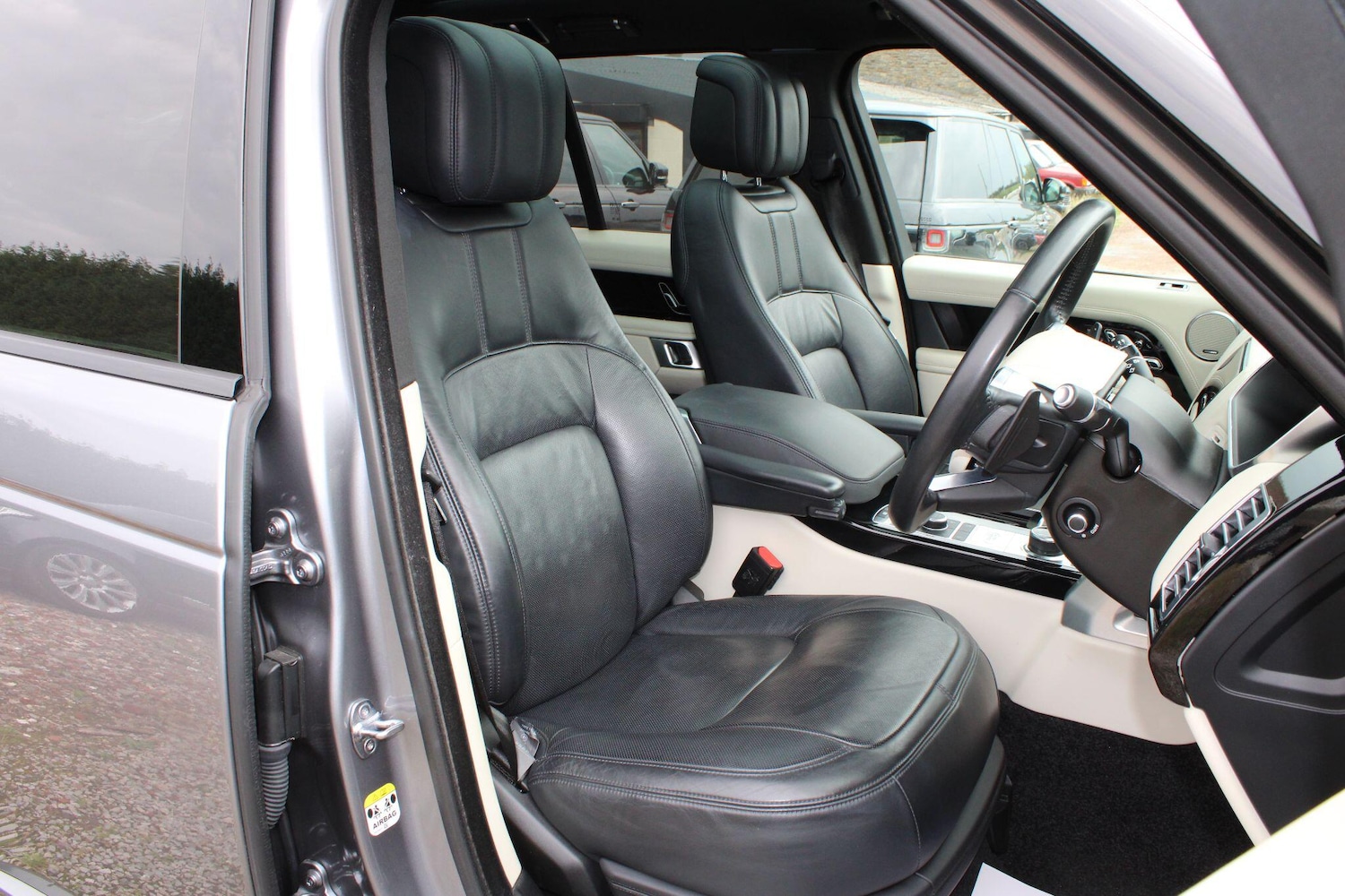 Used Land Rover Range Rover 2020 for sale - 76987736: Photo 5