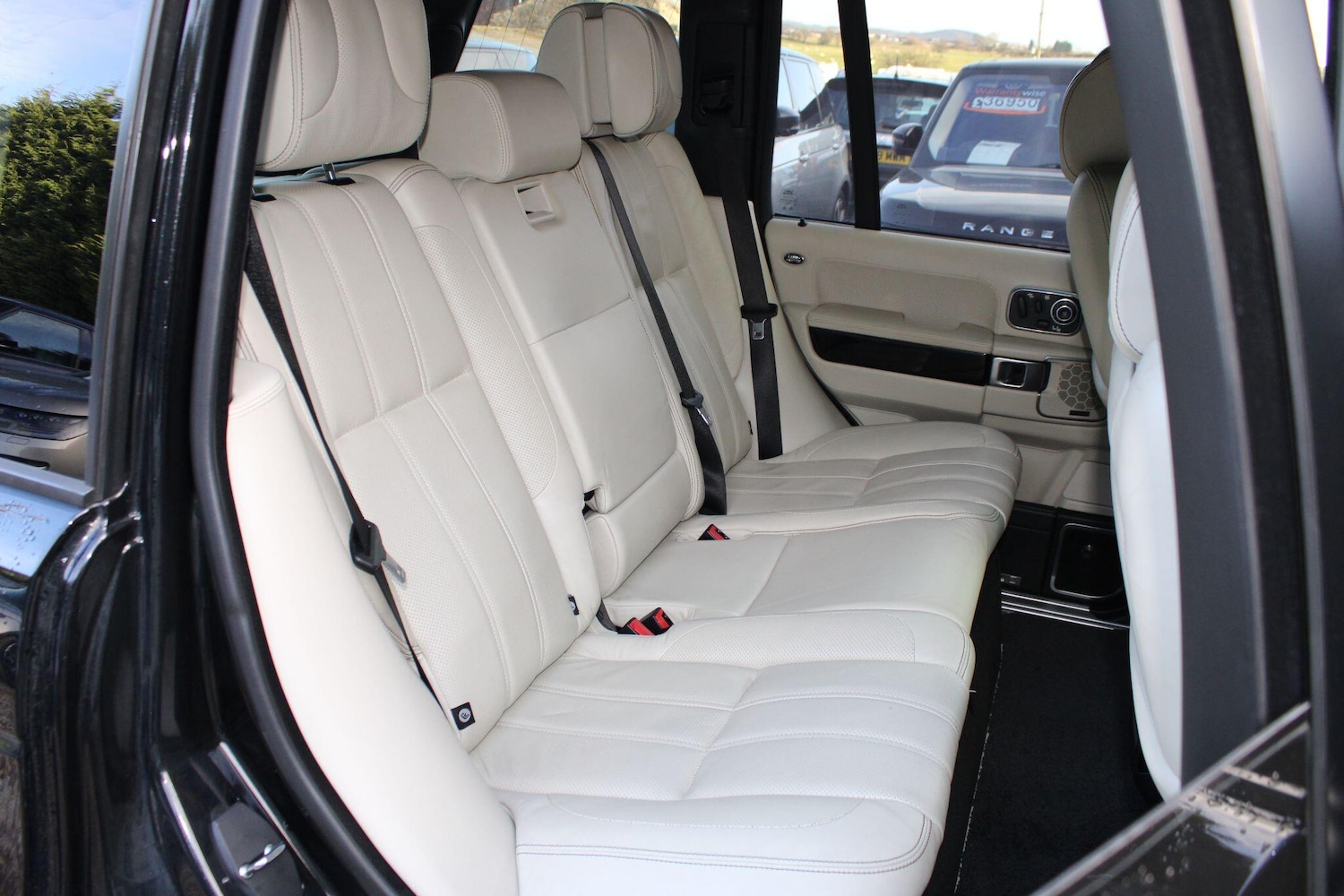 Used Land Rover Range Rover 2011 for sale - 76728206: Photo 9
