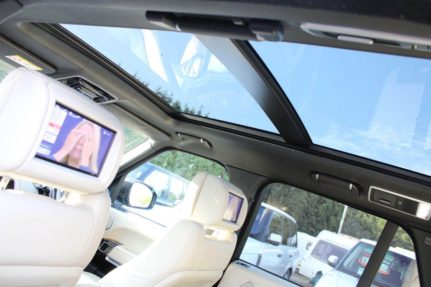 Used Land Rover Range Rover 2017 for sale - 77345298: Photo 11