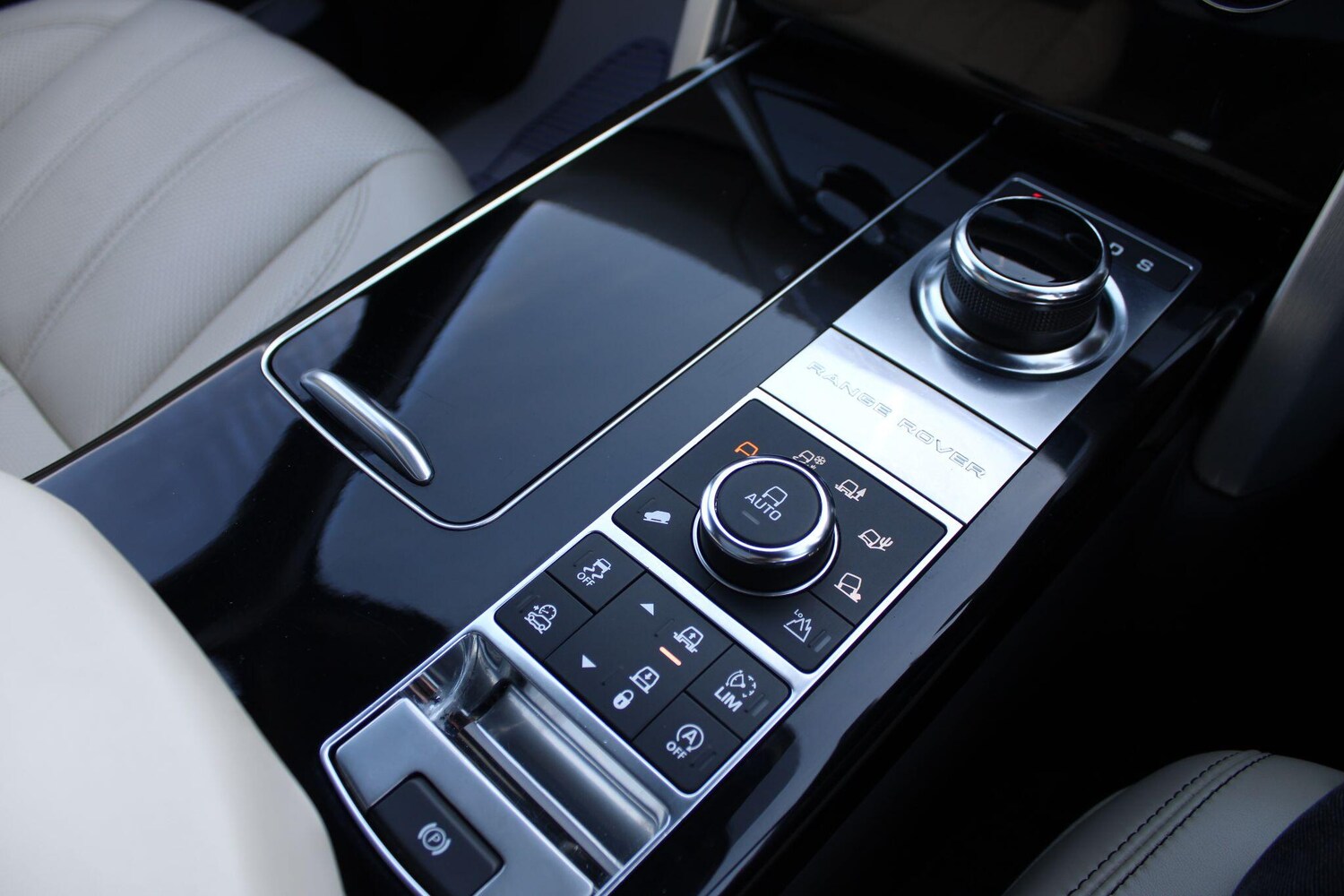 Used Land Rover Range Rover 2017 for sale - 77345298: Photo 21