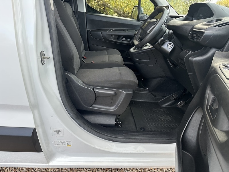 Used Peugeot Partner 2021 for sale - 76392303: Photo 16