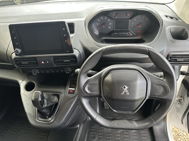 Used Peugeot Partner 2021 for sale - 76392303: Photo 21