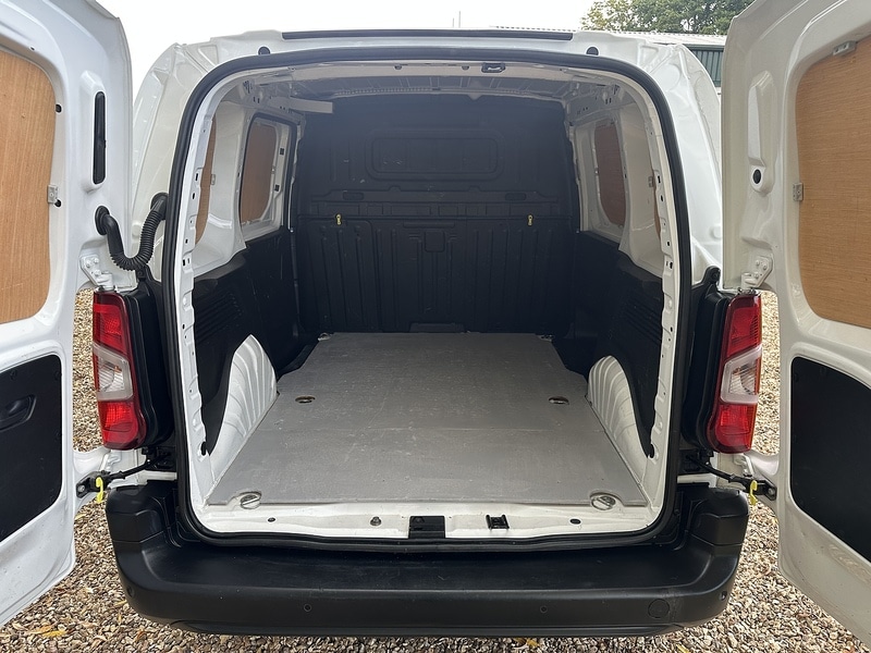 Used Peugeot Partner 2021 for sale - 76392303: Photo 4