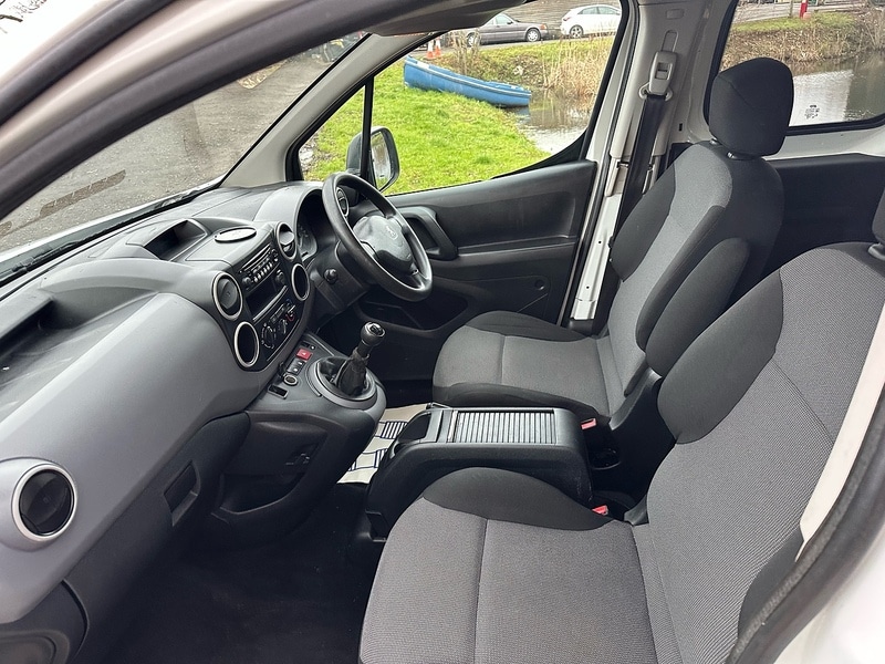 Used Peugeot Partner 2017 for sale - 76836685: Photo 24