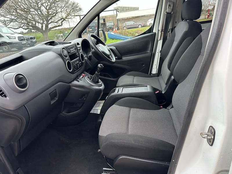 Used Peugeot Partner 2017 for sale - 76836685: Photo 25