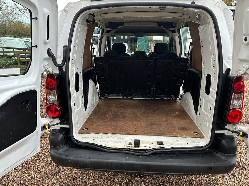 Used Peugeot Partner 2017 for sale - 76836685: Photo 39