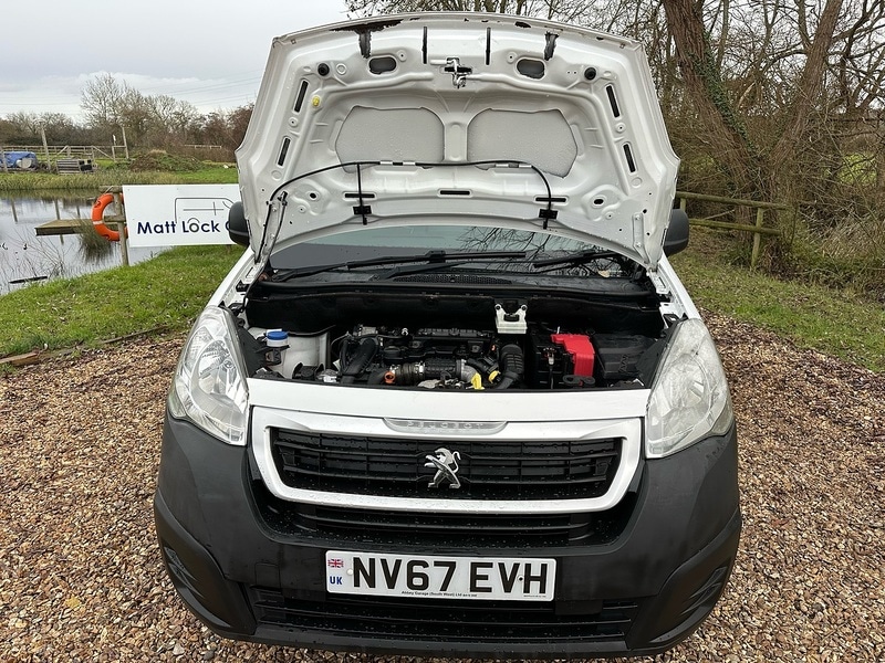 Used Peugeot Partner 2017 for sale - 76836685: Photo 42