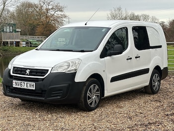 Used Peugeot Partner 2017 for sale - 76836685: Photo