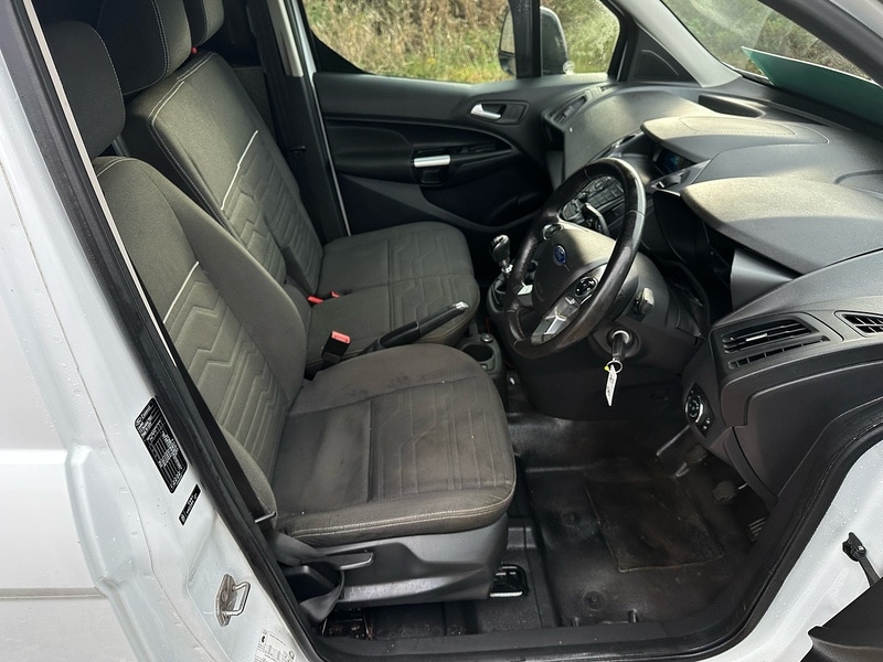 Used Ford Transit Connect 2017 for sale - 76836686: Photo 15