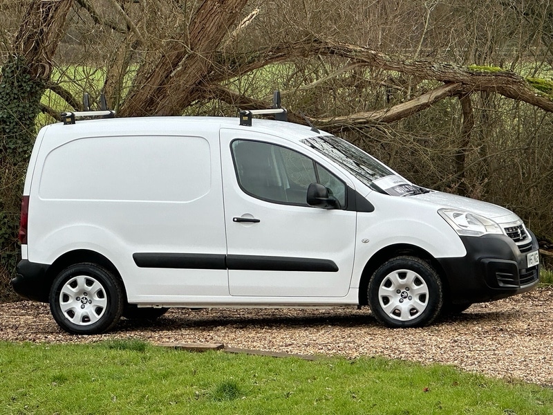 Used Peugeot Partner 2018 for sale - 77118261: Photo 2