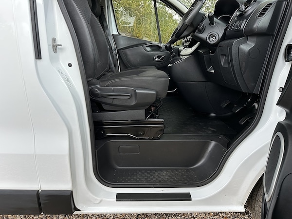 Used Vauxhall Vivaro 2019 for sale - 76163675: Photo 16