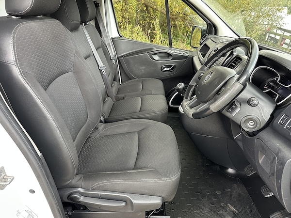 Used Vauxhall Vivaro 2019 for sale - 76163675: Photo 3