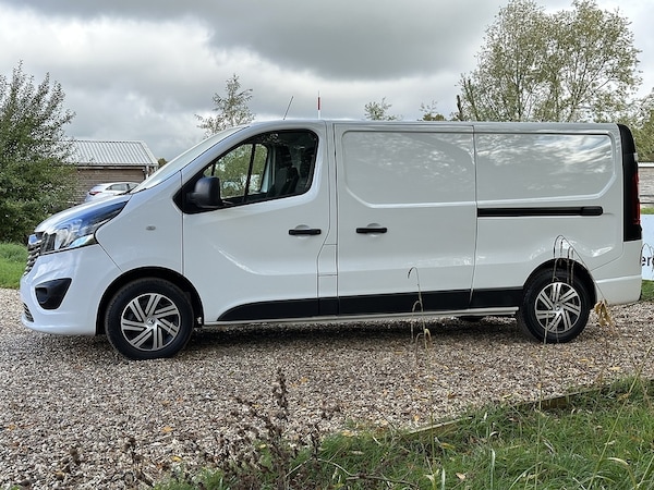 Used Vauxhall Vivaro 2019 for sale - 76163675: Photo 8