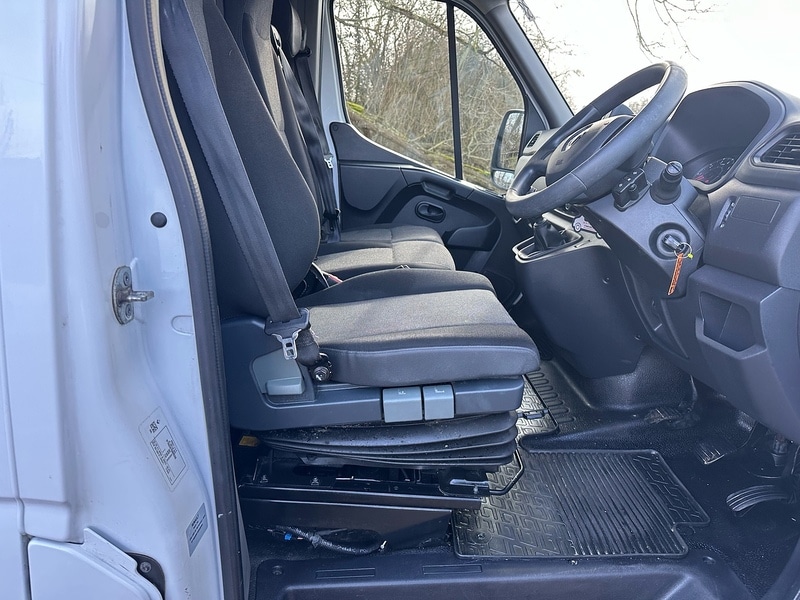 Used Renault Master 2022 for sale - 77384818: Photo 2