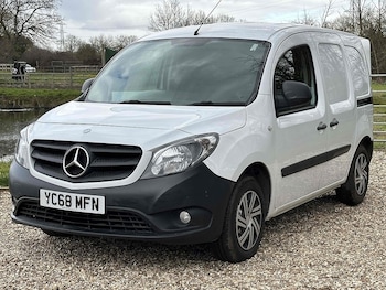 Used Mercedes-Benz Citan 2018 for sale - 77693928: Photo
