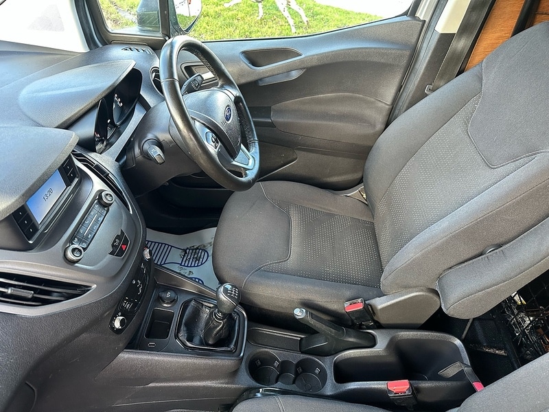 Used Ford Transit Courier 2019 for sale - 77303150: Photo 29