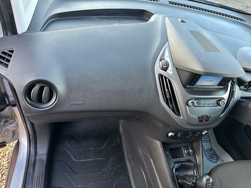 Used Ford Transit Courier 2019 for sale - 77303150: Photo 30