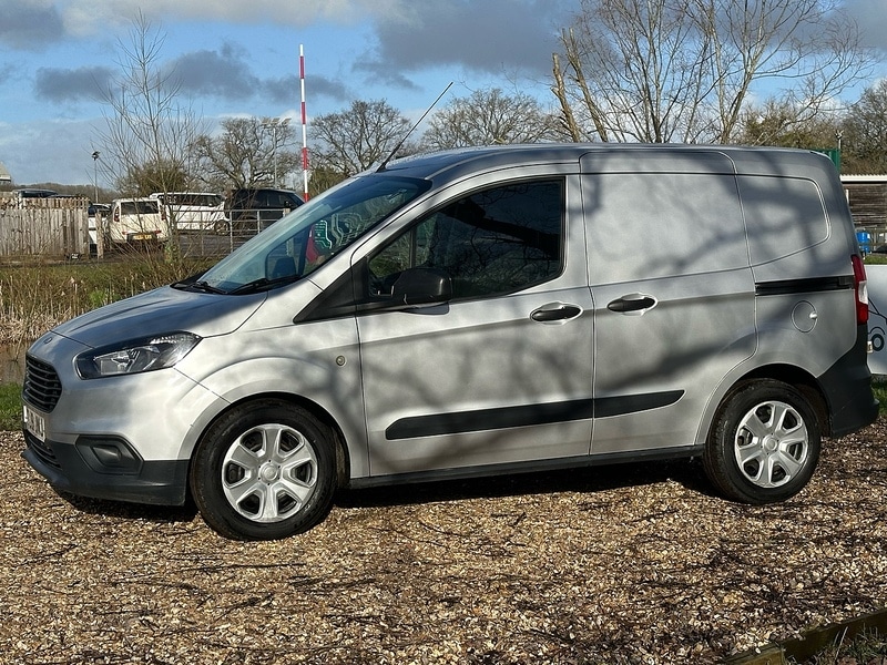 Used Ford Transit Courier 2019 for sale - 77303150: Photo 8
