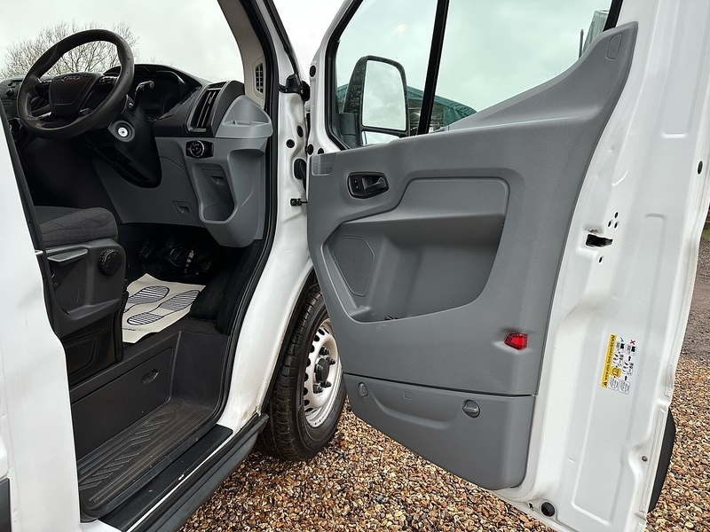 Used Ford Transit 2017 for sale - 76982586: Photo 13