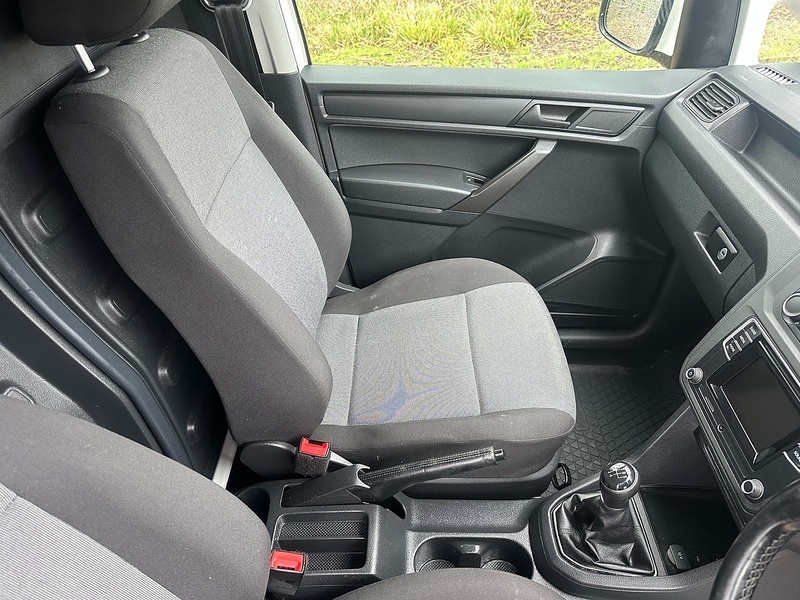 Used Volkswagen Caddy Maxi 2017 for sale - 77447056: Photo 20