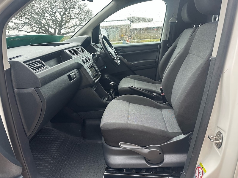 Used Volkswagen Caddy Maxi 2017 for sale - 77447056: Photo 29