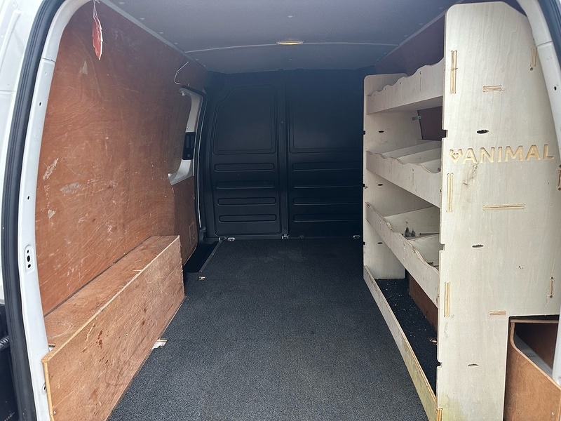 Used Volkswagen Caddy Maxi 2017 for sale - 77447056: Photo 3