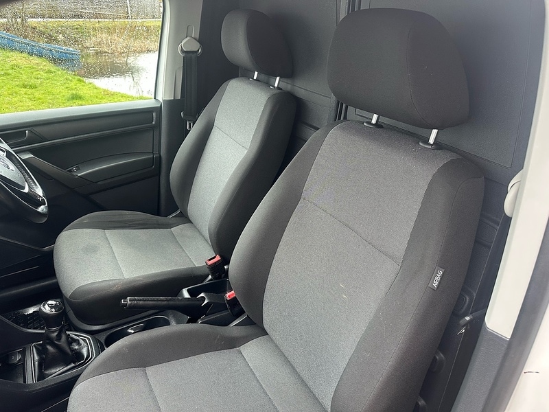 Used Volkswagen Caddy Maxi 2017 for sale - 77447056: Photo 32