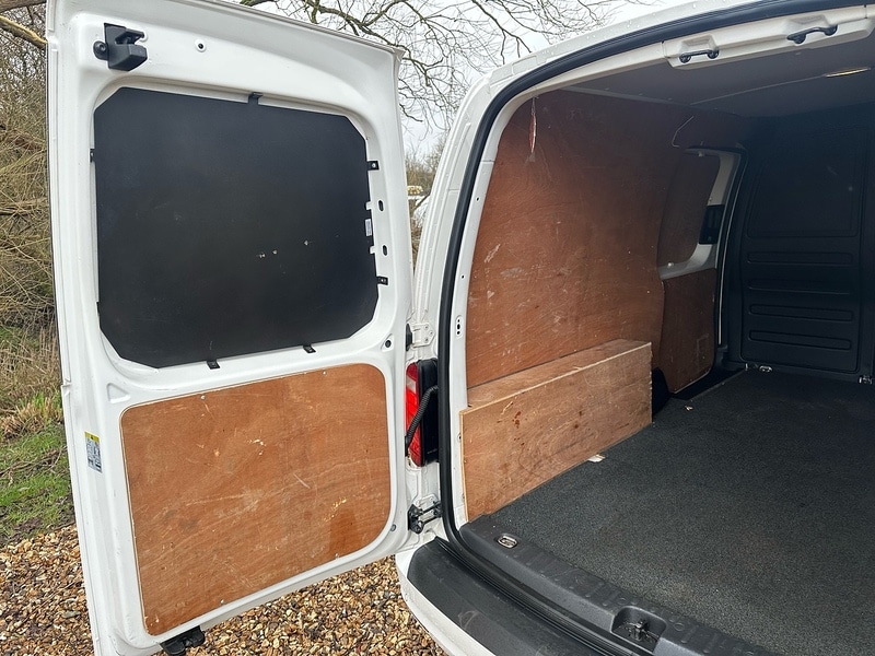 Used Volkswagen Caddy Maxi 2017 for sale - 77447056: Photo 45