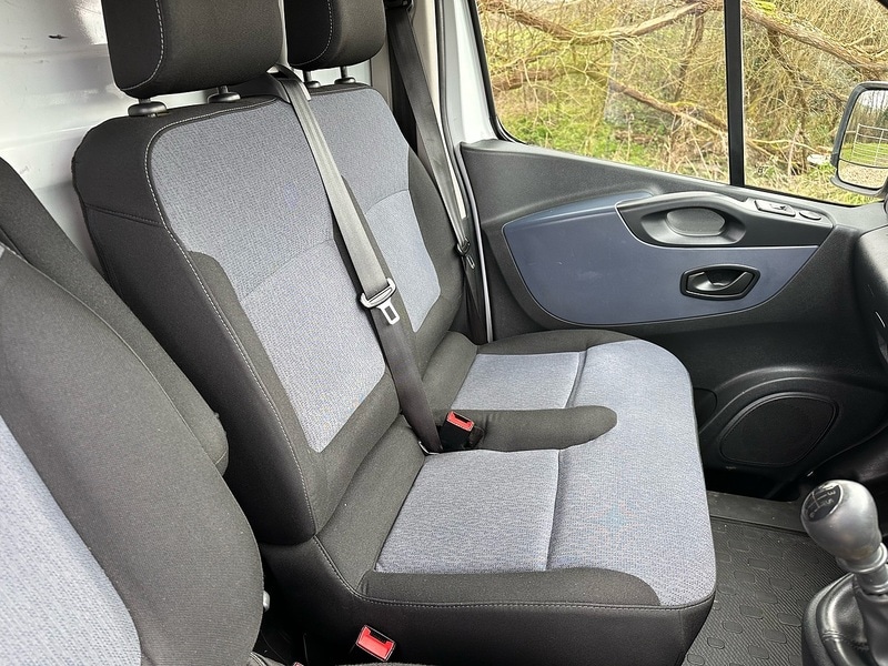Used Vauxhall Vivaro 2014 for sale - 77774272: Photo 18