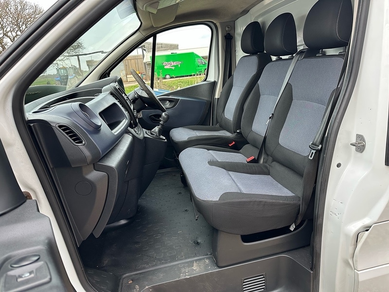Used Vauxhall Vivaro 2014 for sale - 77774272: Photo 24