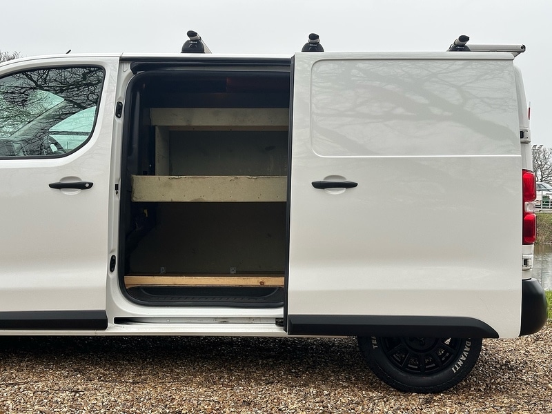 Used Peugeot Expert 2020 for sale - 77609500: Photo 17