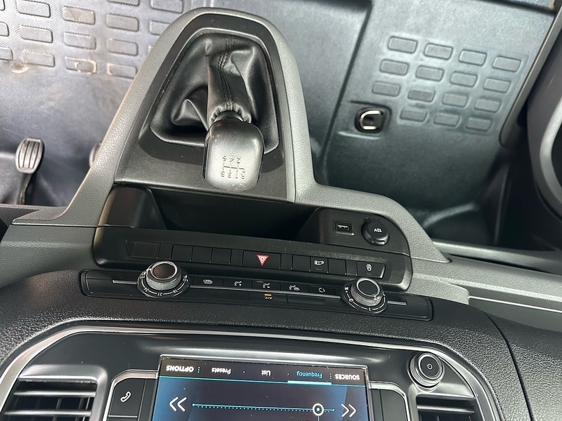 Used Peugeot Expert 2020 for sale - 77609500: Photo 30