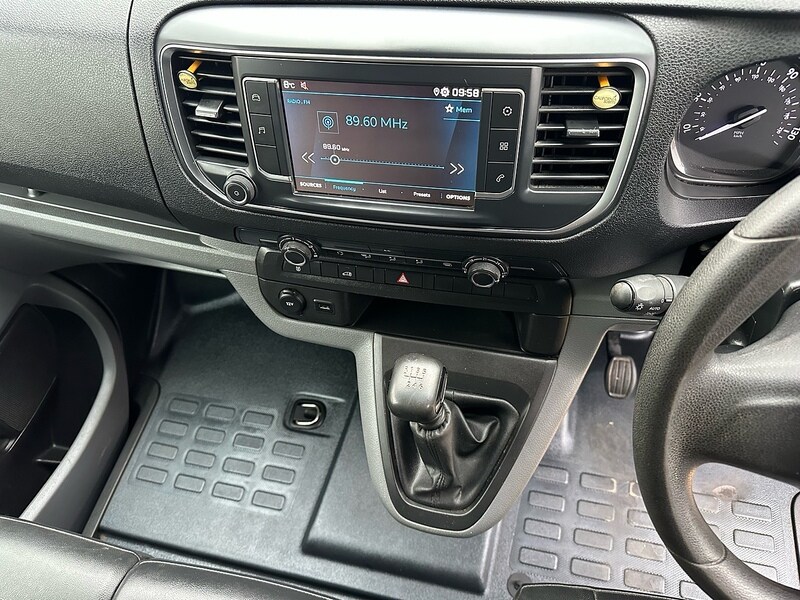 Used Peugeot Expert 2020 for sale - 77609500: Photo 31