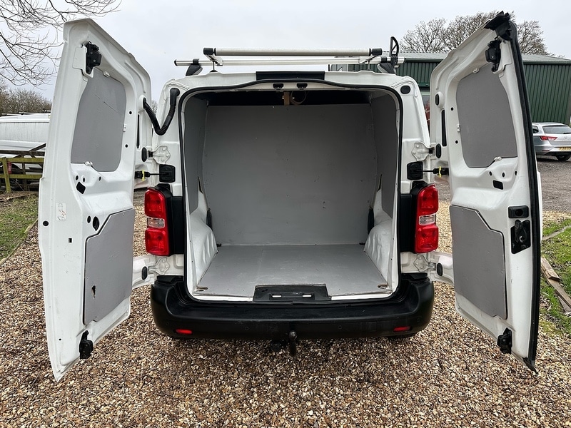 Used Peugeot Expert 2020 for sale - 77609500: Photo 43