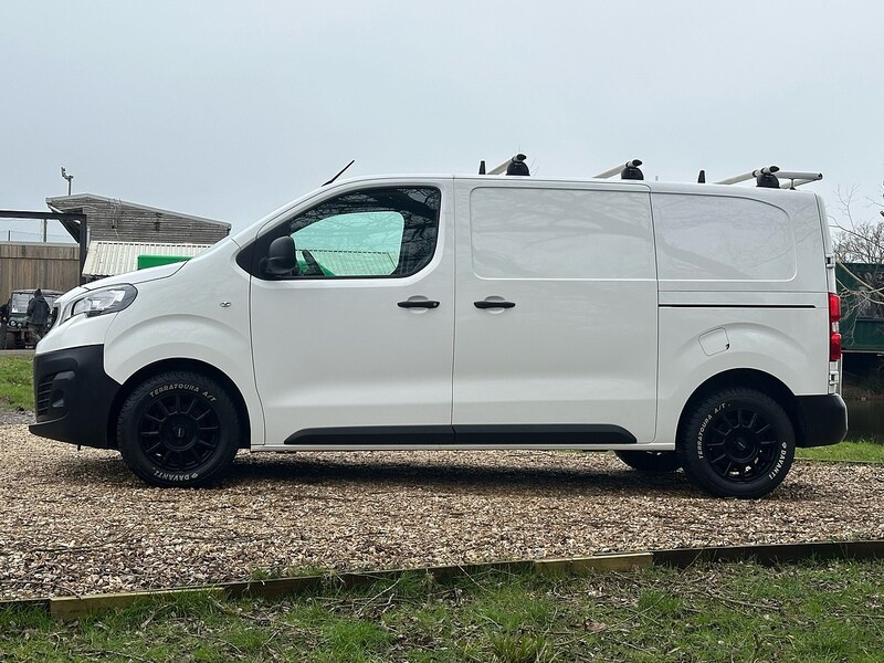 Used Peugeot Expert 2020 for sale - 77609500: Photo 7