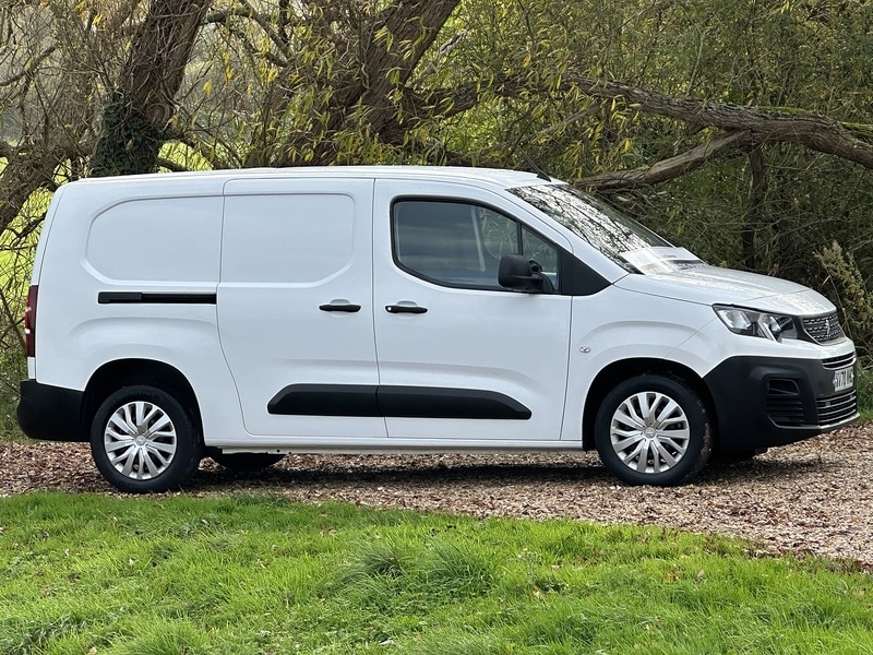 Used Peugeot Partner 2021 for sale - 76430538: Photo 2