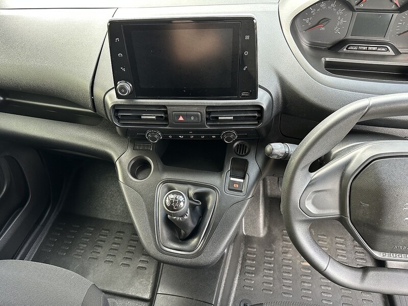 Used Peugeot Partner 2021 for sale - 76430538: Photo 23