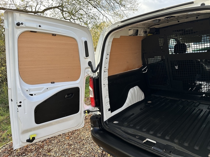 Used Peugeot Partner 2021 for sale - 76430538: Photo 42