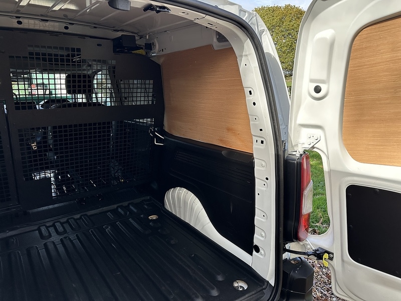 Used Peugeot Partner 2021 for sale - 76430538: Photo 44