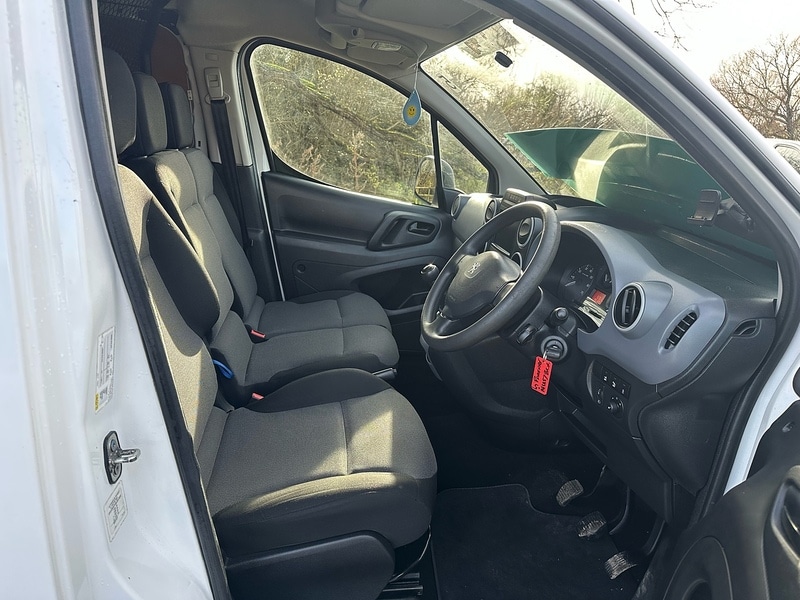 Used Peugeot Partner 2017 for sale - 76844670: Photo 14