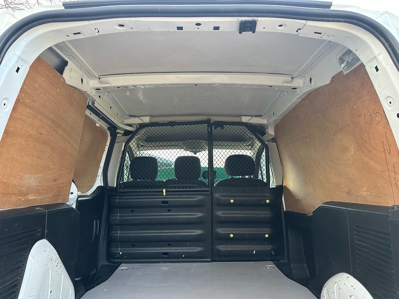 Used Peugeot Partner 2017 for sale - 76844670: Photo 25