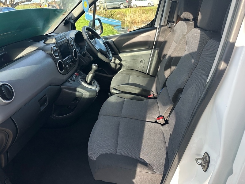 Used Peugeot Partner 2017 for sale - 76844670: Photo 29