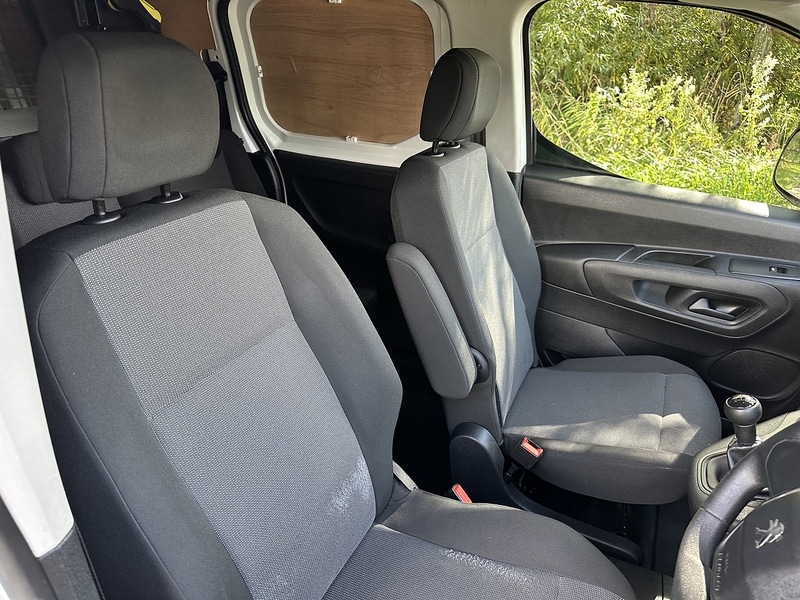 Used Peugeot Partner 2020 for sale - 76368324: Photo 18