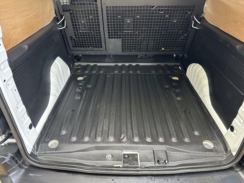 Used Peugeot Partner 2020 for sale - 76368324: Photo 40