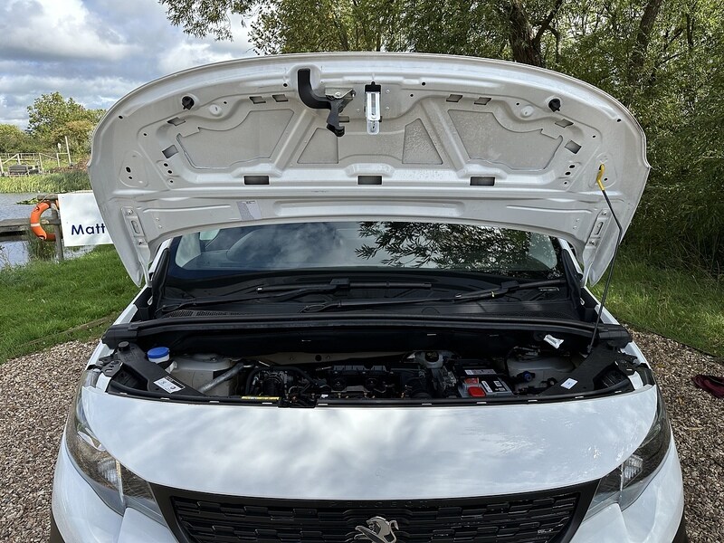 Used Peugeot Partner 2020 for sale - 76368324: Photo 51